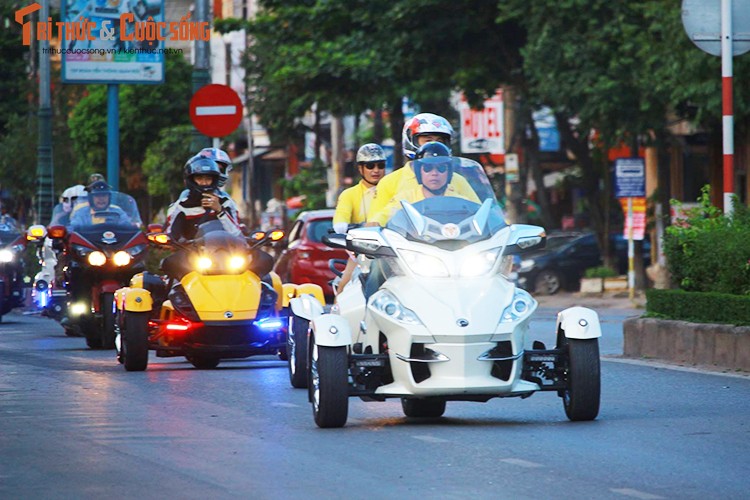 Hang tram xe moto khung do ve “chao lua” Quang Tri-Hinh-7